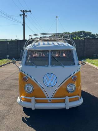 VOLKSWAGEN KOMBI 1.5 LUXO 8V GASOLINA 3P MANUAL VOLKSWAGEN KOMBI 1.5 LUXO 8V GASOLINA 3P MANUAL